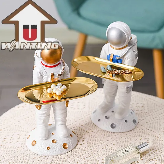 Astronaut Craft Desk Decor Home Office Porch Ornament Resin Sculpture Storage Tray 
