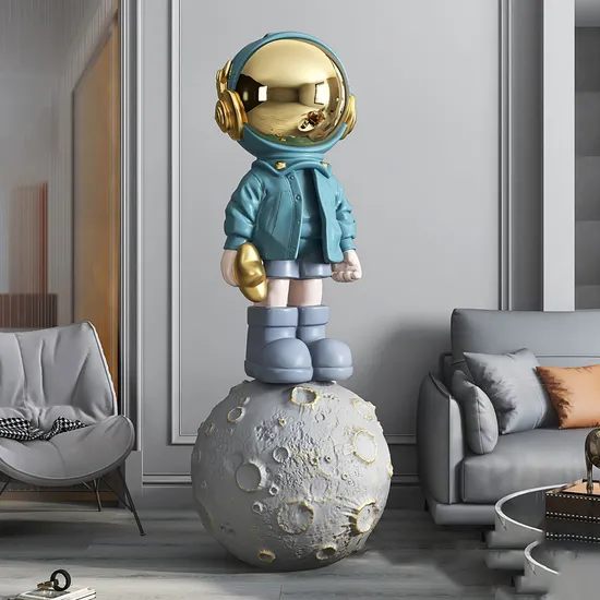 Home Decoration Accessories Birthday Gifts Fiberglass Astronaut Statue for Office Sculpture 