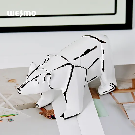 White Bear Home Interior Resin Nordic Animal Statue Figurines Tabletop Decorative Accent Statue 