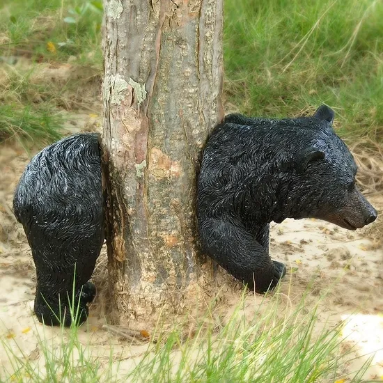 Polyresin Tree Hugger Hanging Yard Garden Decor Outdoor Black Bear Tree Statue 